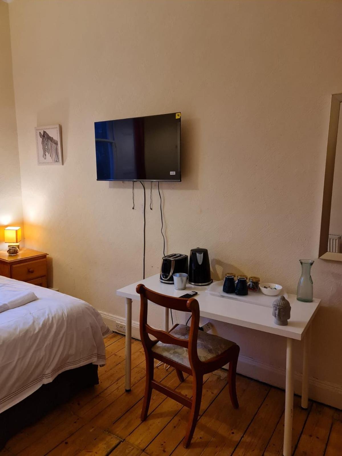 Haymarket Station Rooms Edimburgo Esterno foto